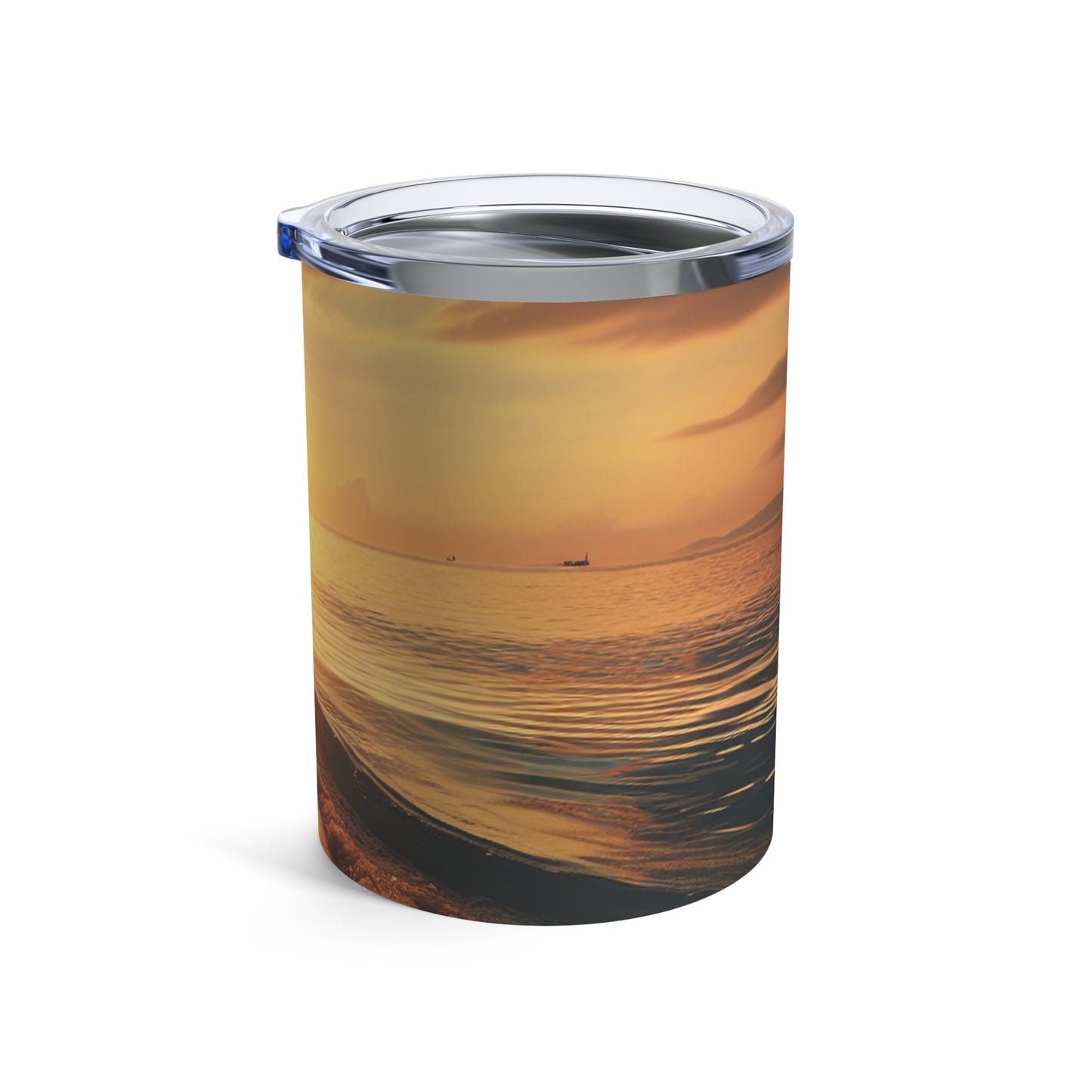 "Une promenade le long de la plage au coucher du soleil" - Le style photoréaliste Alien Tumbler 10oz