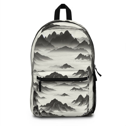 "Misty Peaks in the Fog" - Le style de peinture à l'encre du sac à dos Alien