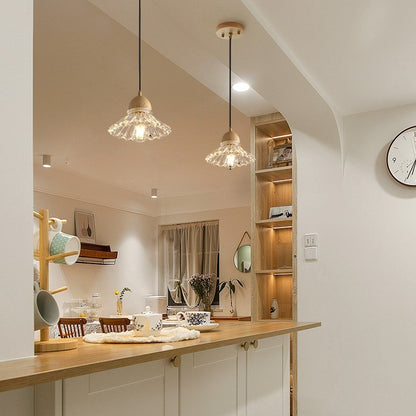 Lustre minimaliste moderne nordique à trois têtes en verre et bois massif pour restaurant