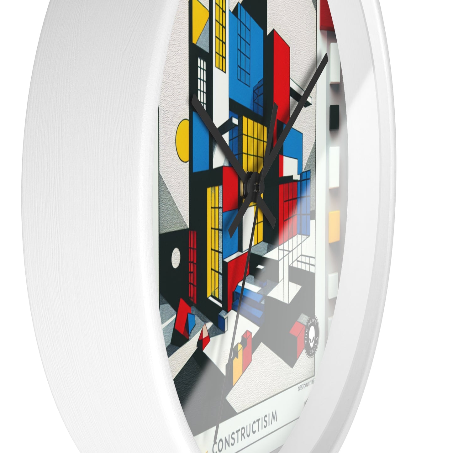 "Techno-Triangles : une exploration constructiviste de l'innovation moderne" - The Alien Wall Clock Constructivism