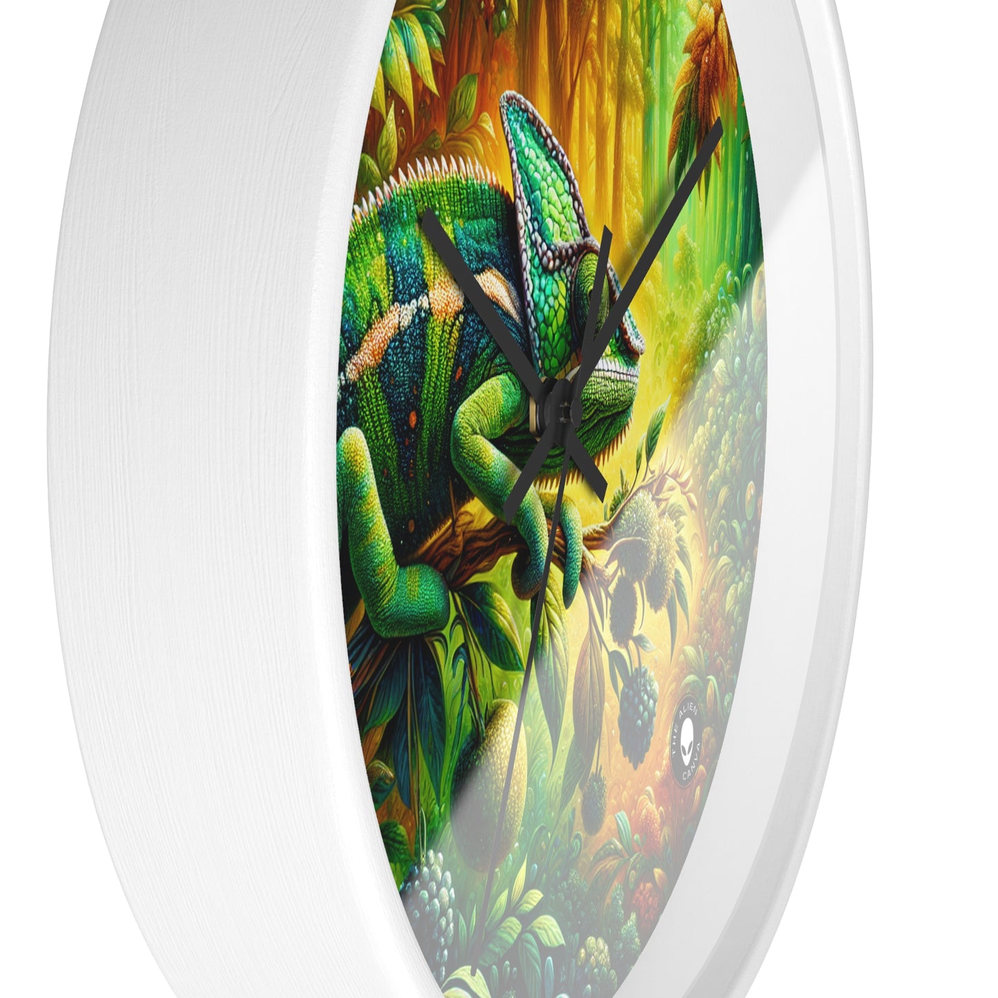 "Bosques vibrantes y el camuflaje camaleón" - El reloj de pared alienígena