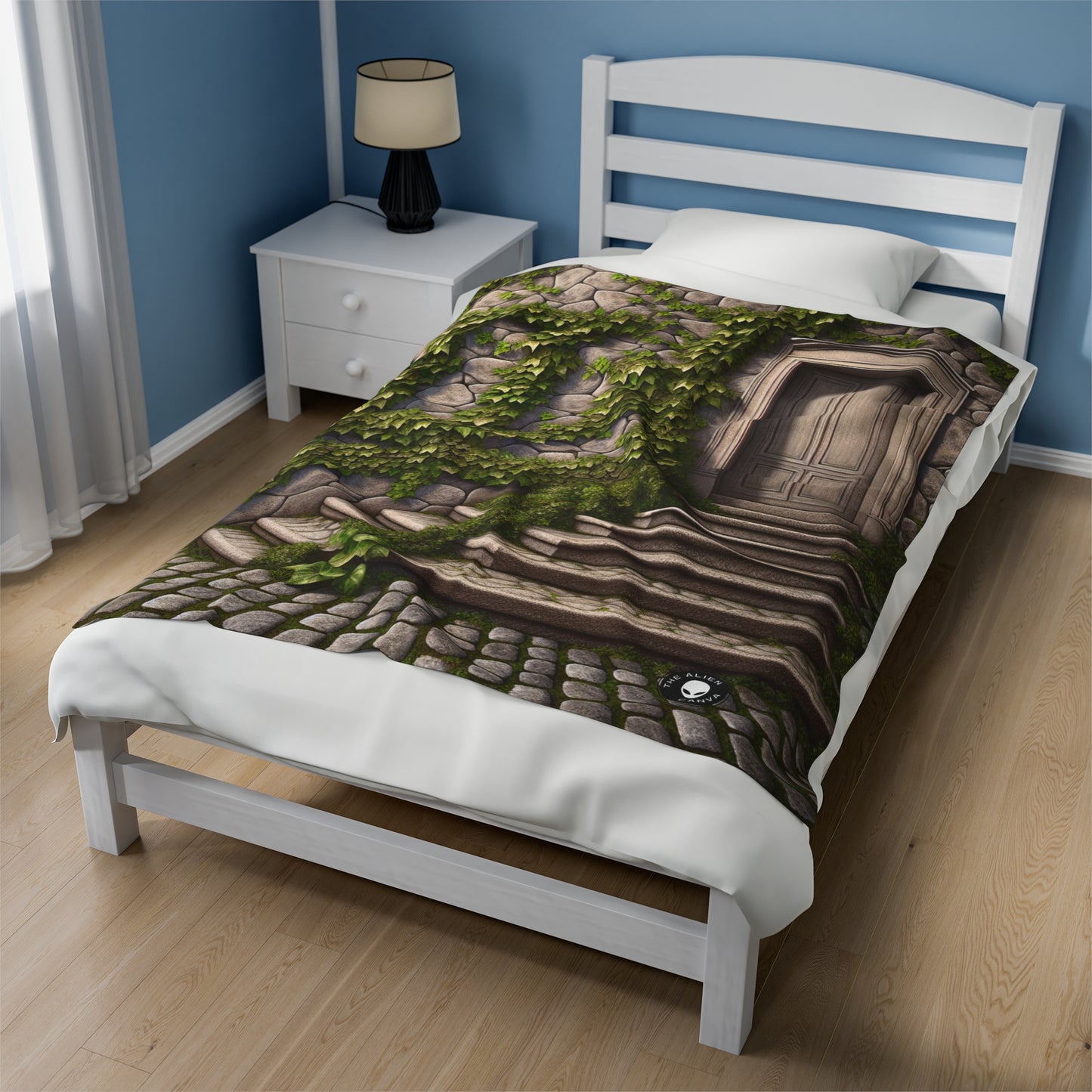 "Trompe-L'oeil Ivy Wall" - The Alien Velveteen Plush Blanket Trompe-l'oeil