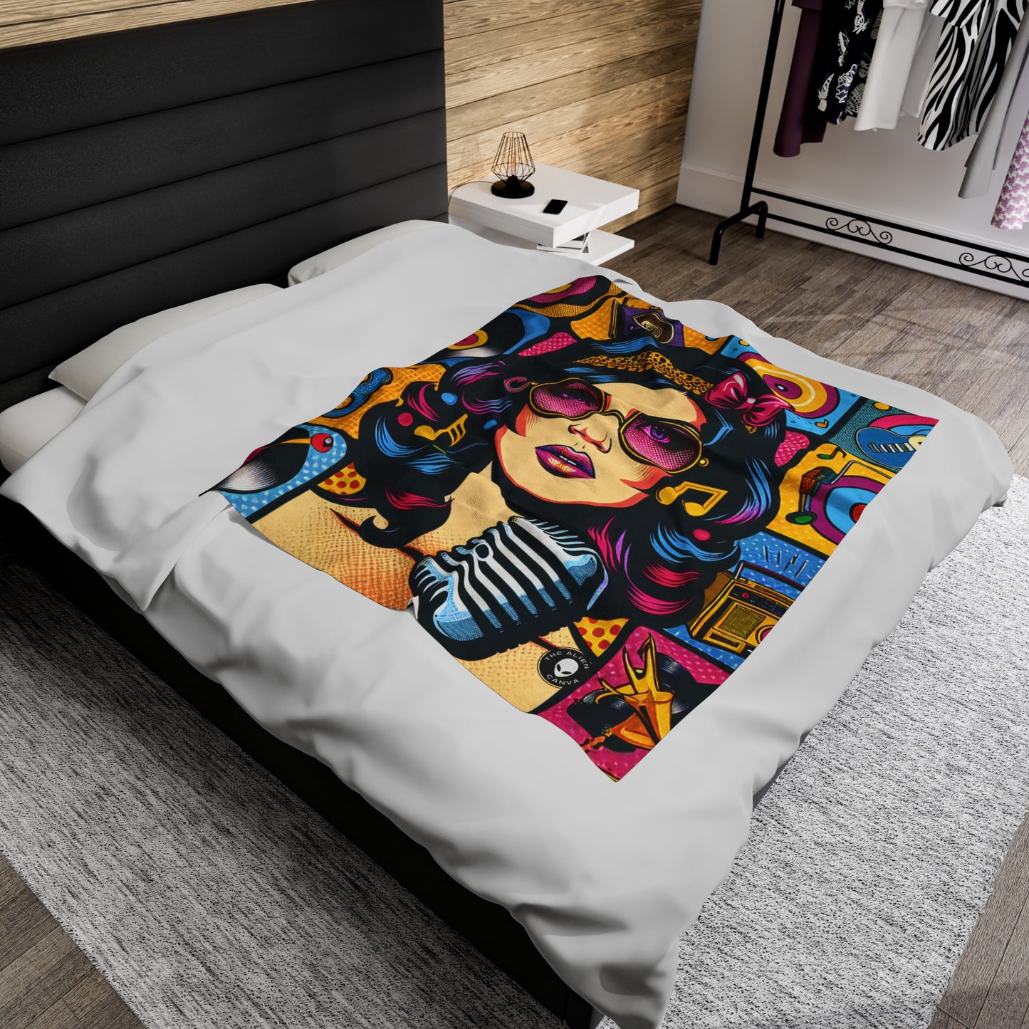 "Celebrando la iconografía pop: un retrato retrospectivo" - The Alien Velveteen Plush Blanket Pop Art