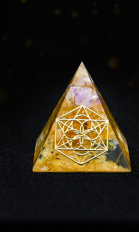 Natural Crystal Pyramid Ornaments Transfer Lucky Spiritual Ogan High Frequency Healing Energy Tower