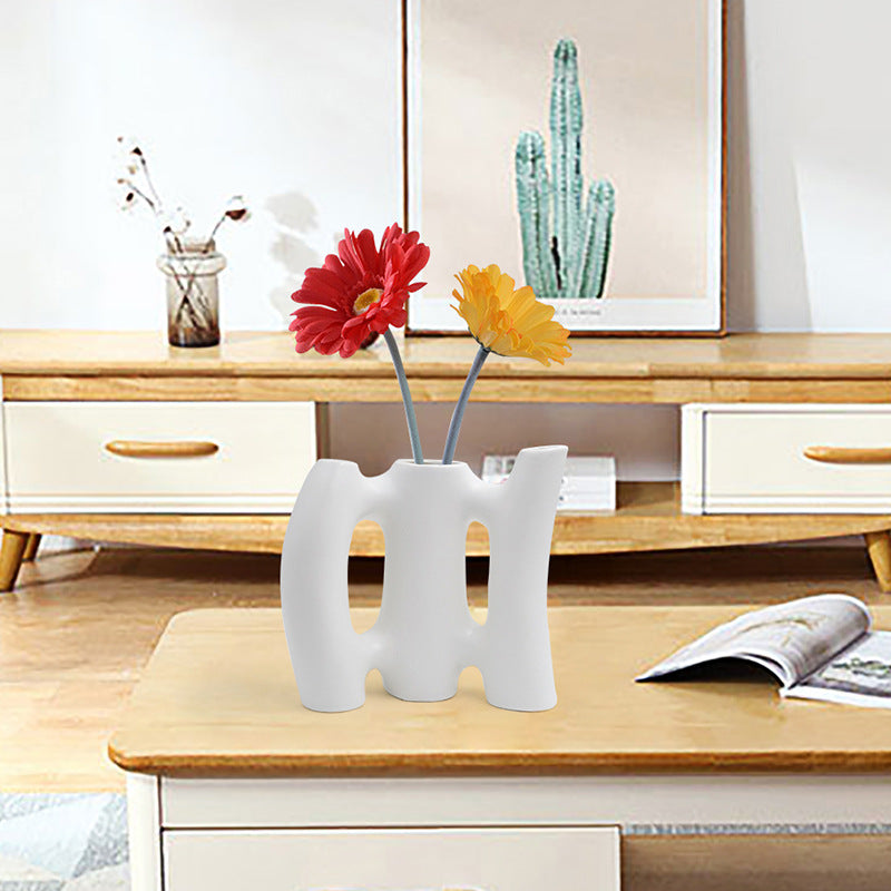 Nordic White Ceramic Irregular Flower Vase