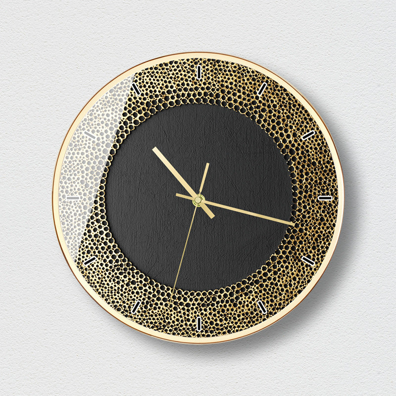 Reloj de pared dorado rosa de lujo a rayas simples, reloj de pared del dormitorio para sala de estar, reloj de ambiente artístico dorado negro creativo con personalidad