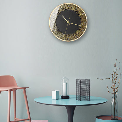 Reloj de pared dorado rosa de lujo a rayas simples, reloj de pared del dormitorio para sala de estar, reloj de ambiente artístico dorado negro creativo con personalidad