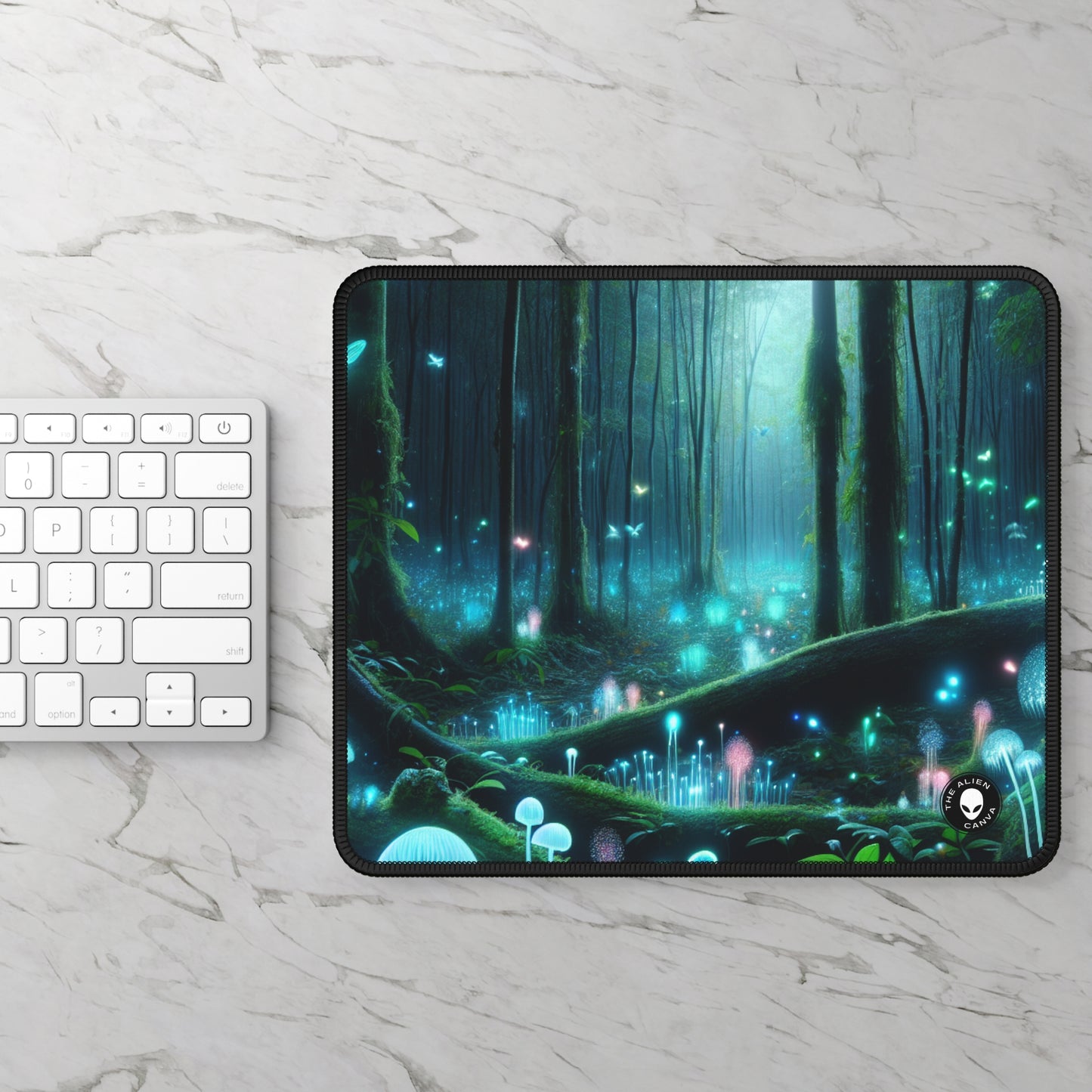 « Nuit enchantée : forêt bioluminescente » – Le tapis de souris de jeu Alien