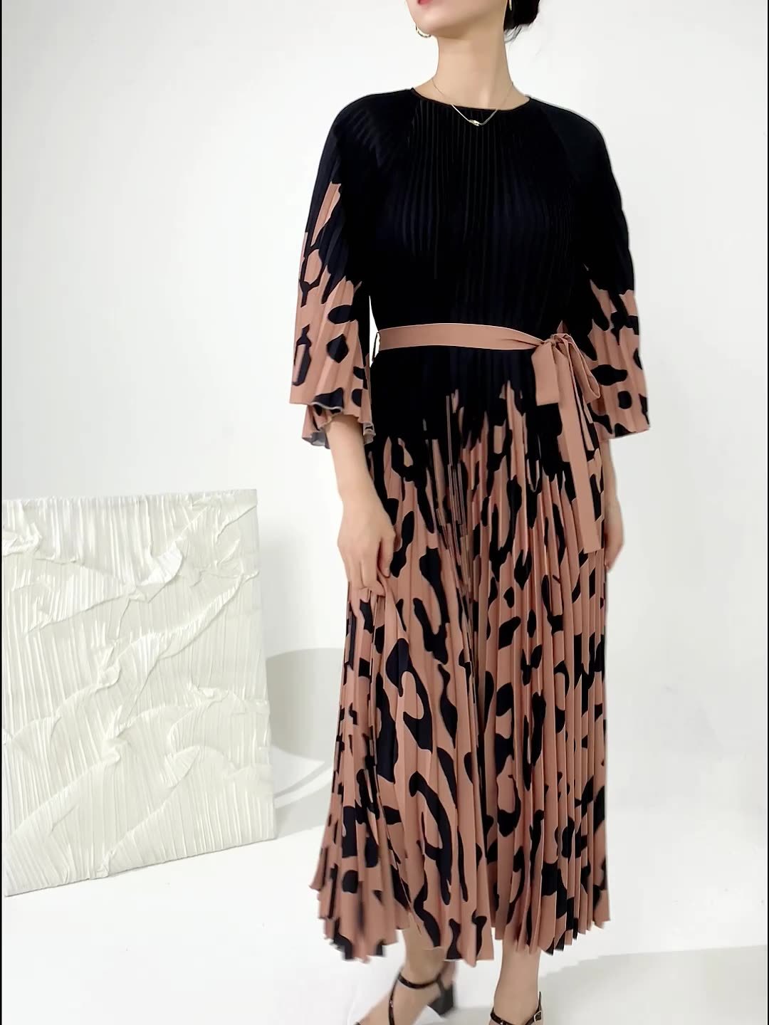 Women's Fashion Leopard Print Pleated Skirt