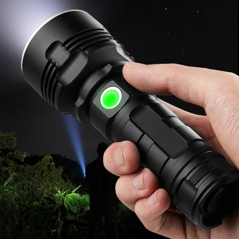 Lampe de poche forte focalisant la lampe de poche LED rechargeable LED très brillante lampe au xénon extérieure