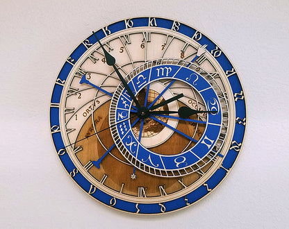 Grande horloge murale avec douze constellations