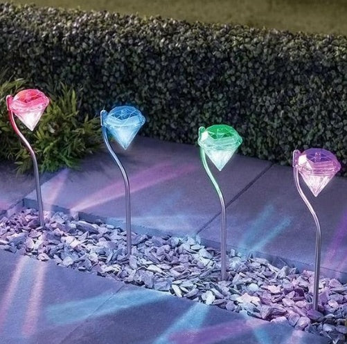 Lampe diamant de jardin à énergie solaire