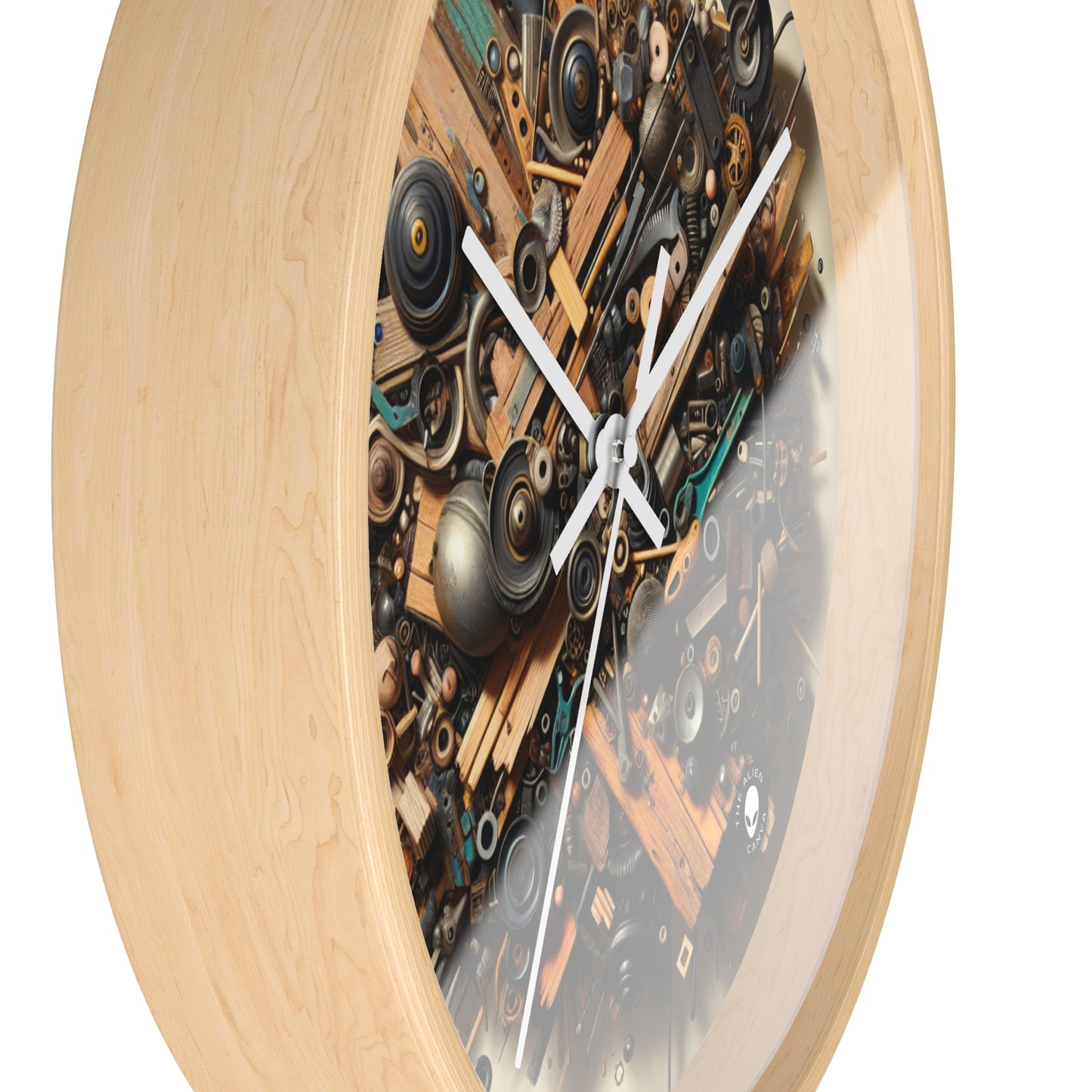 "L'harmonie de la nature : l'art de l'assemblage avec des objets trouvés" - The Alien Wall Clock Assemblage Art