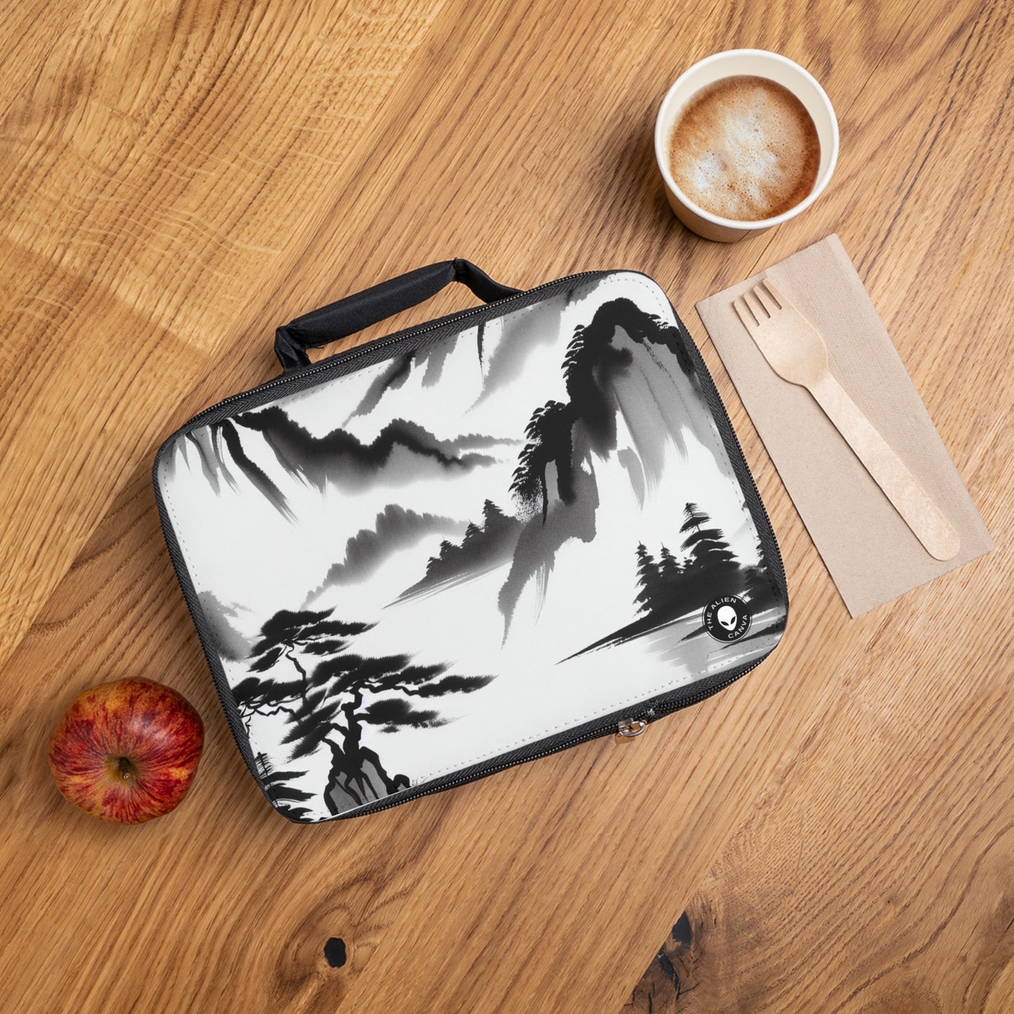 "Réflexion sur la montagne : une peinture à l'encre zen sereine" - Le sac à lunch Alien Peinture à l'encre Zen