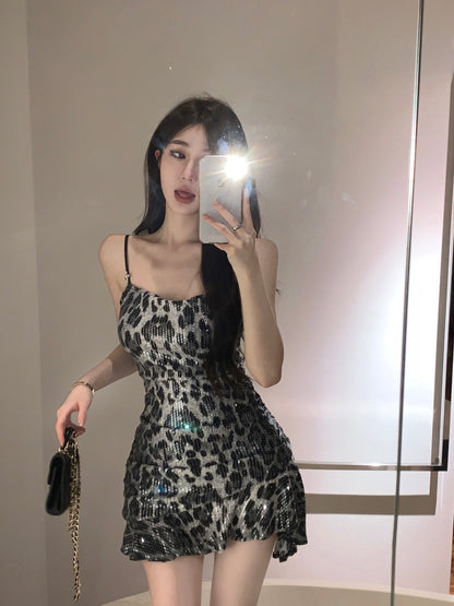 Vestido con tirantes y estampado de leopardo para mujer