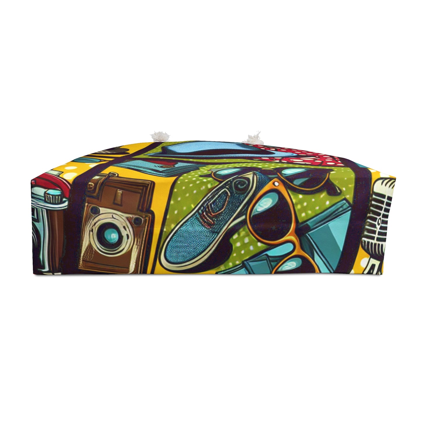 "Ropa de arte pop: un collage de estilo vintage" - The Alien Weekender Bag estilo pop art