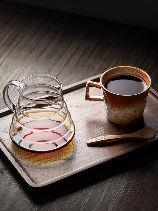 Four à nouilles coupé à la main transformé en tasse d'art