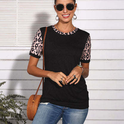 Camiseta cuello redondo estampado leopardo