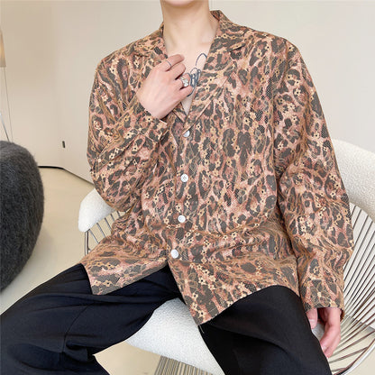 camisa de cuello de traje con estampado de leopardo de malla de encaje solapa de hombre