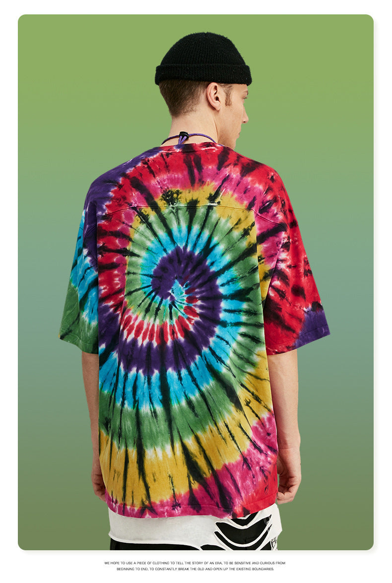 Manga corta holgada con efecto tie-dye en espiral de arcoíris para hombre