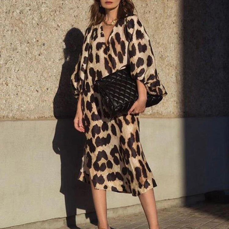 Vestido holgado con manga farol y estampado de leopardo