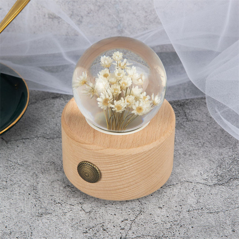 Caja de música con decoración de flores preservadas, caja de música, bola de cristal