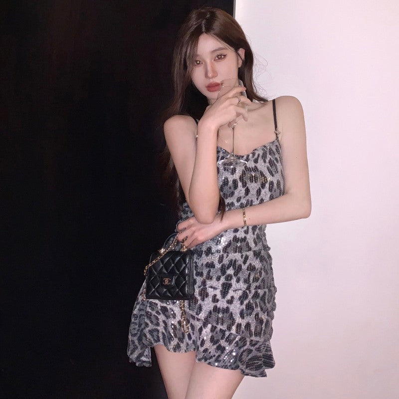 Vestido con tirantes y estampado de leopardo para mujer