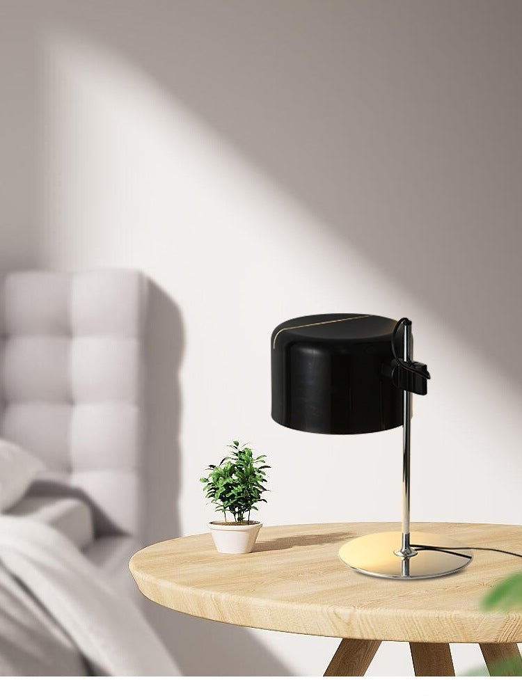 Lámpara de mesa de sala de estar modelo moderno simple