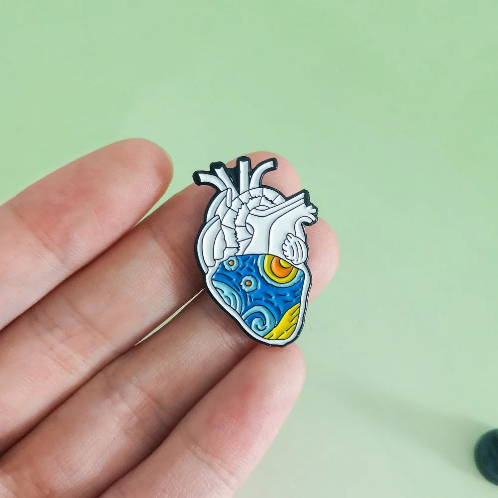 Van Gogh Starry Sky Anatomical Heart Enamel pins Organ Medical Art Artist Brooches Heart Badge Brooches Lapel Pin for men women