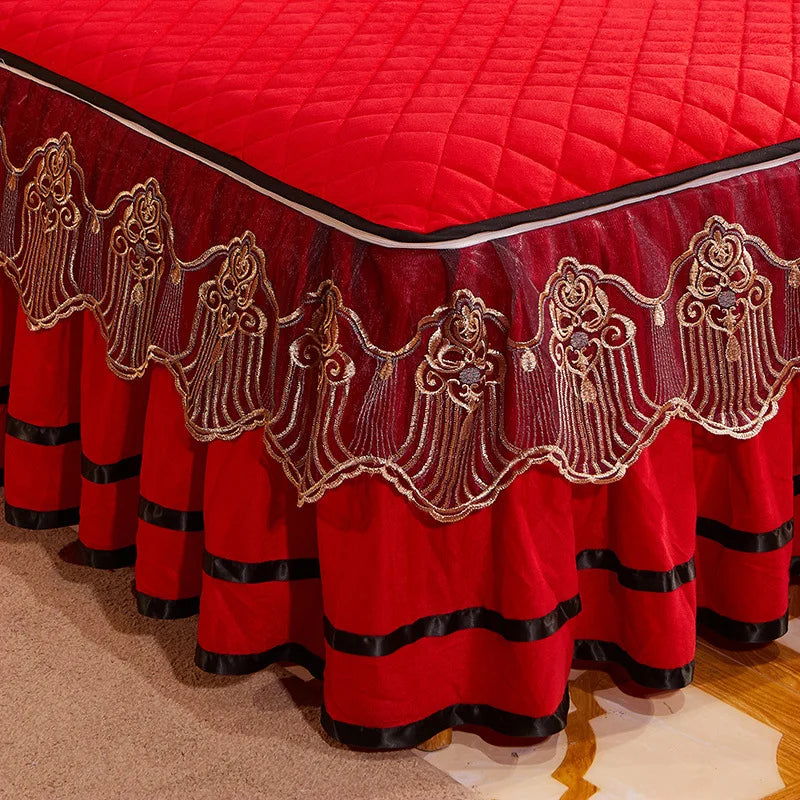 Literie de mariage princesse en velours cristal rouge, couvre-lit épais et doux, jupe de lit brodée en dentelle, housse de matelas, taies d'oreiller