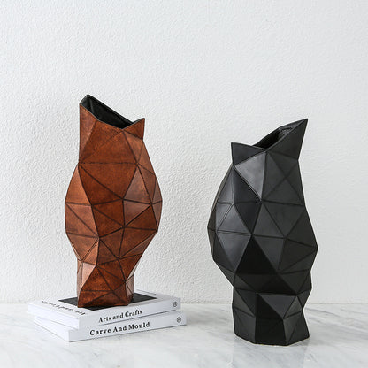 Simple And Modern Resin Abstract Triangle Leather Vase