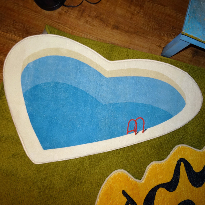 Tapis romantique d'art de mini piscine en forme de coeur