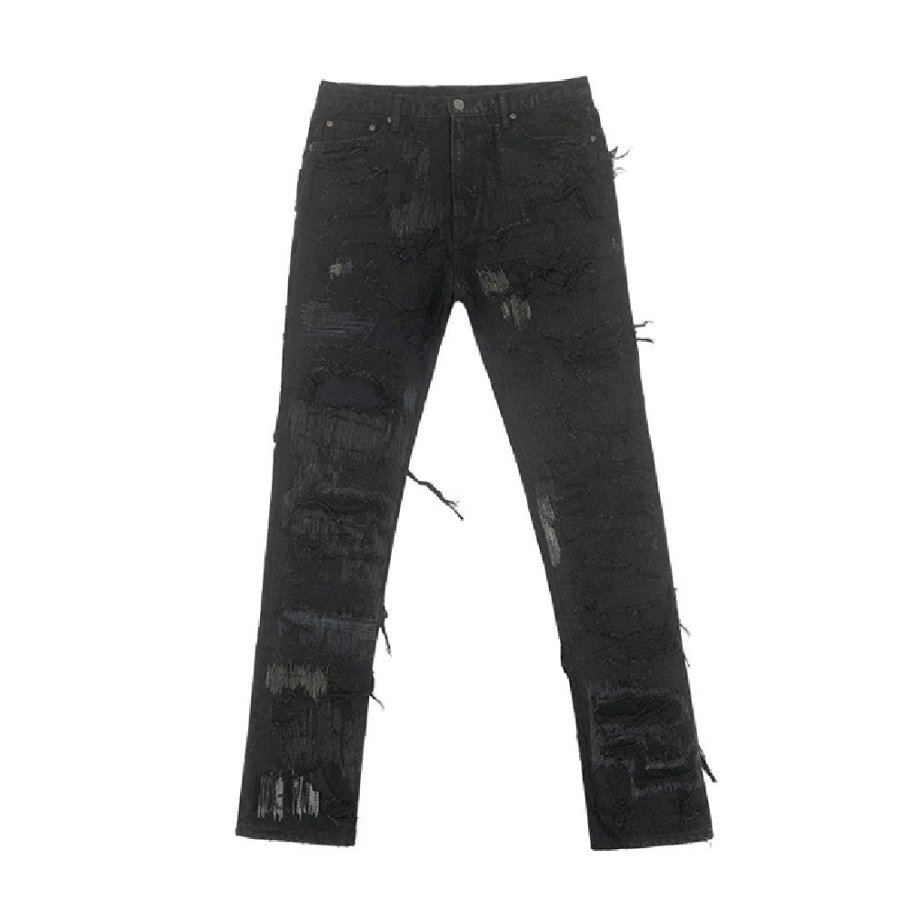 Vieux jeans avec des trous dans High Street