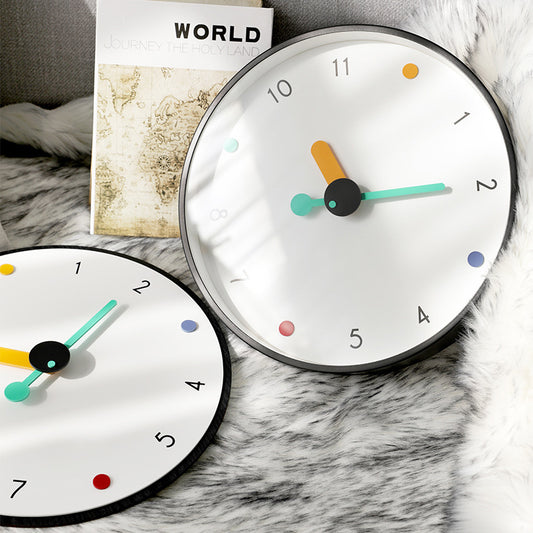 Simple Home Wall Clock Art Hanging On The Wall Mute Light Luxury Free Punch